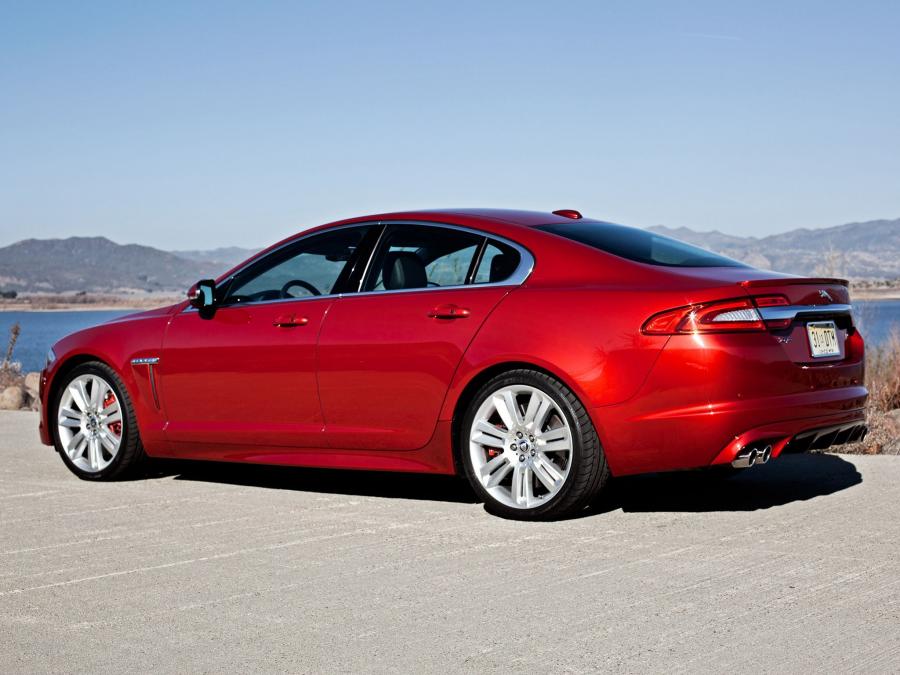  Jaguar XFR 2011 года  (US) (фото 3 из 12)